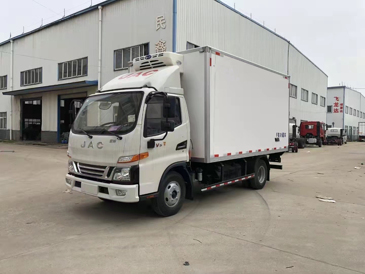 國六江淮駿鈴V5 4.2米冷藏車